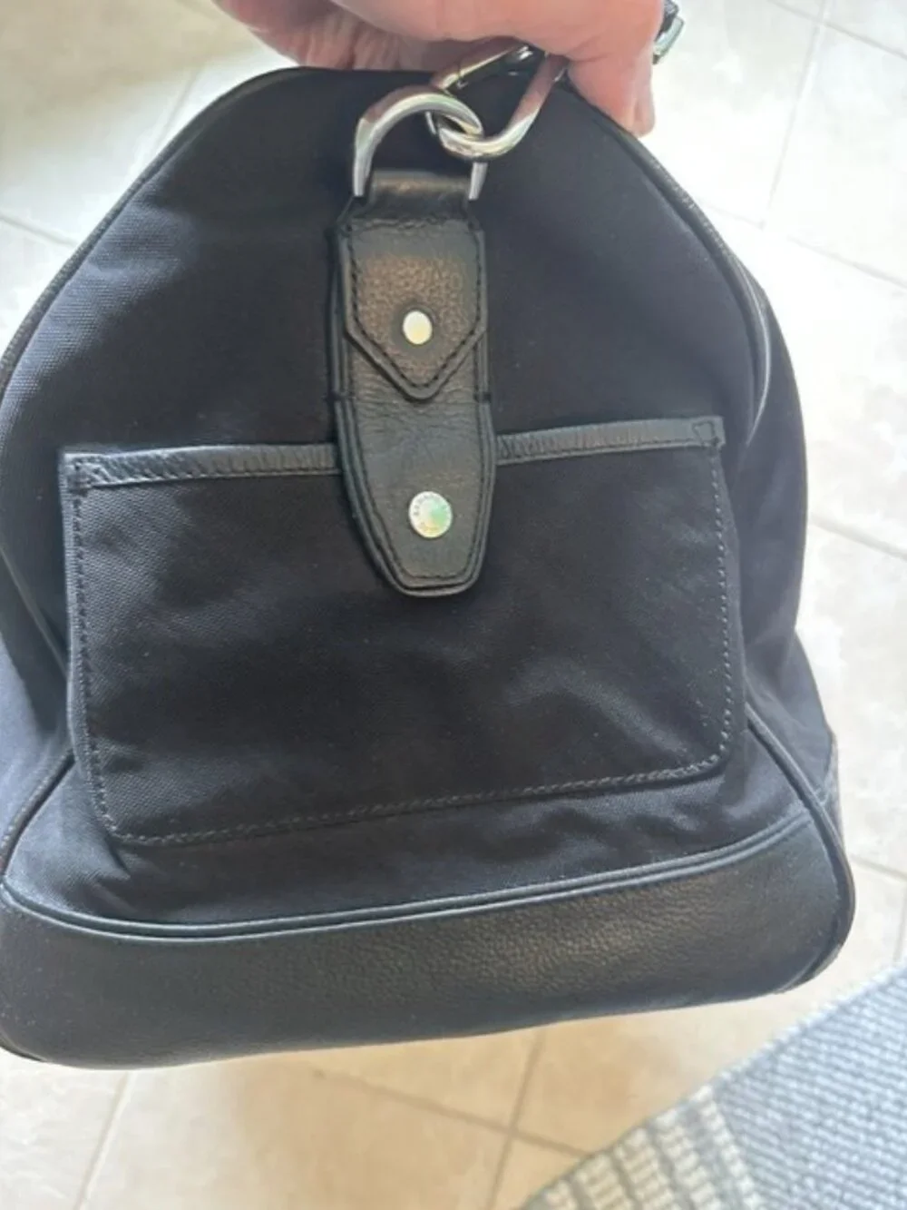 EUC Banana Republic duffel bag